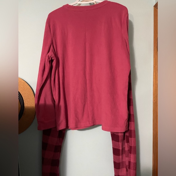 Fleece PJ set 🌻🌻4 for $25 bundle🌻🌻 - Picture 2 of 5